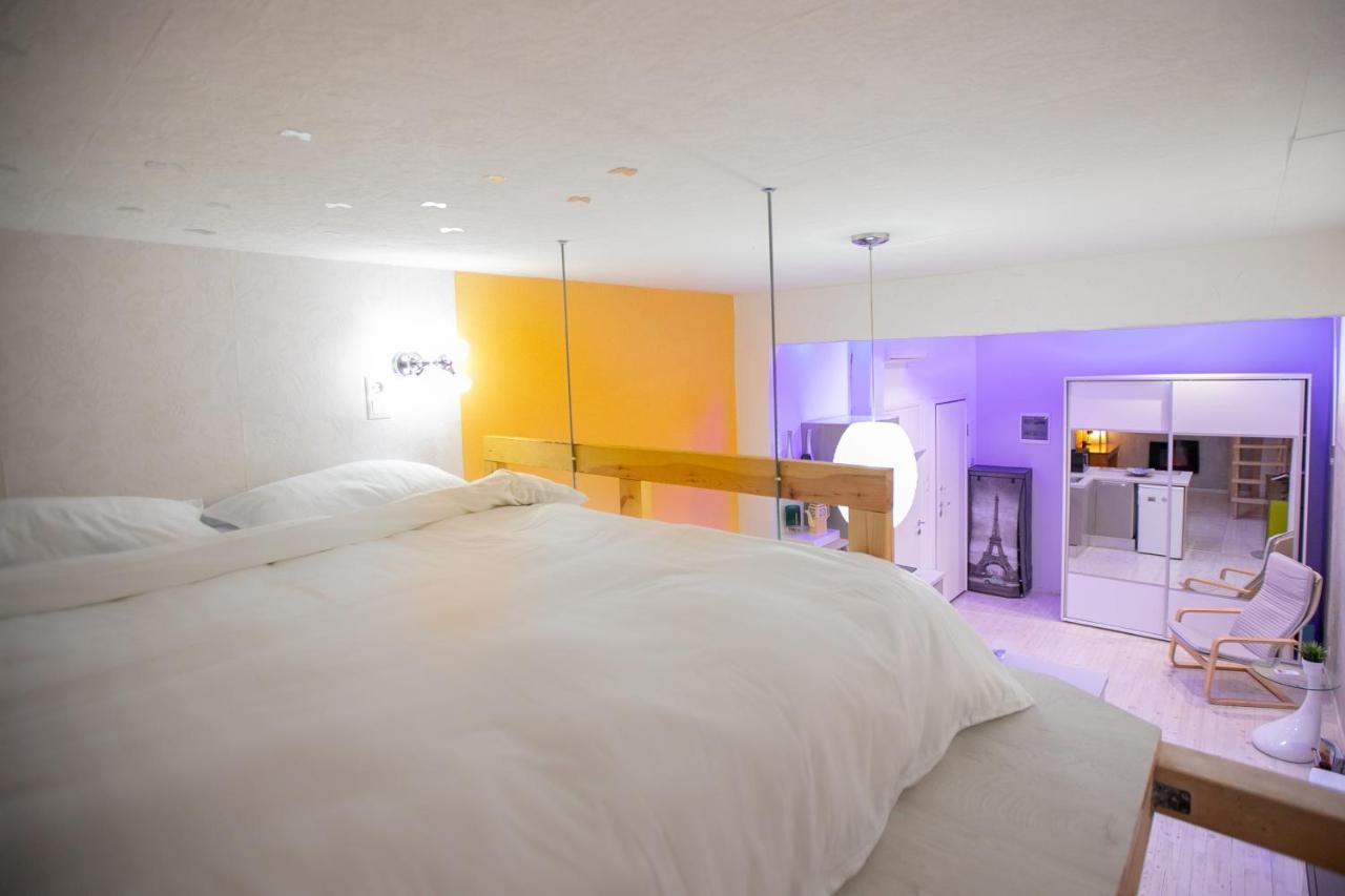 テッサロニキOrange And Blue Studio Downtown 5 Min From White Towerアパートメント エクステリア 写真