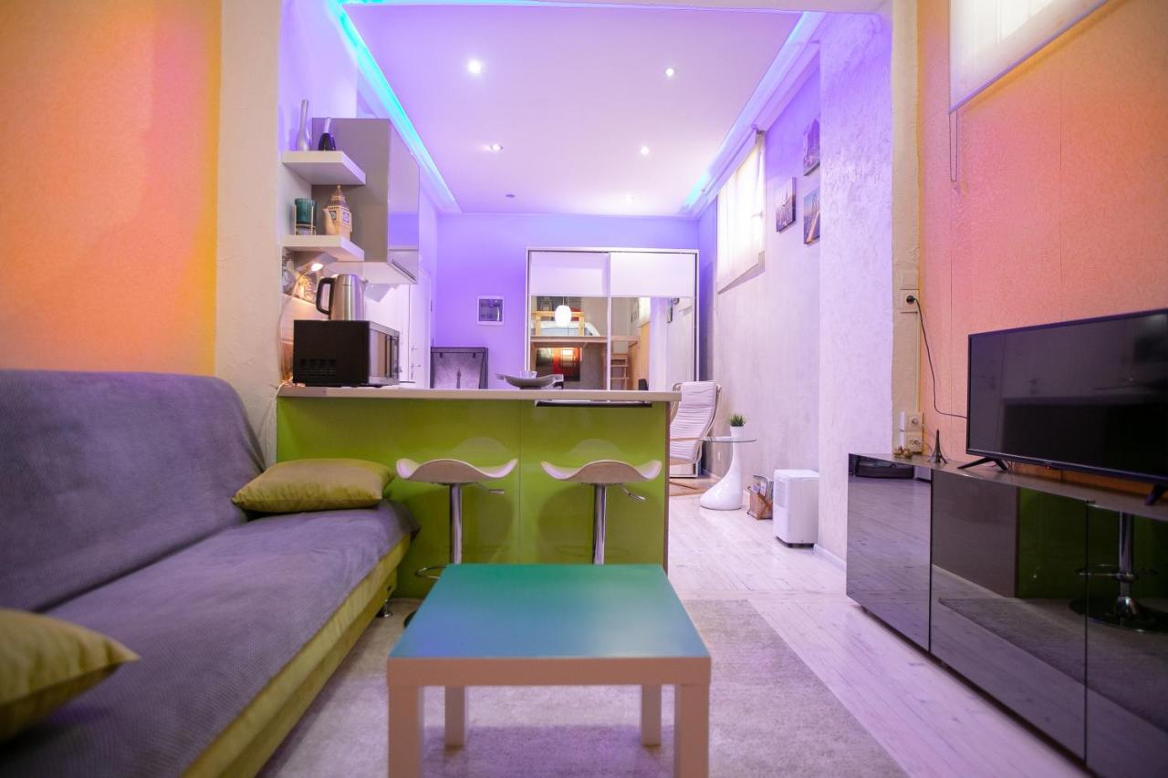 テッサロニキOrange And Blue Studio Downtown 5 Min From White Towerアパートメント エクステリア 写真