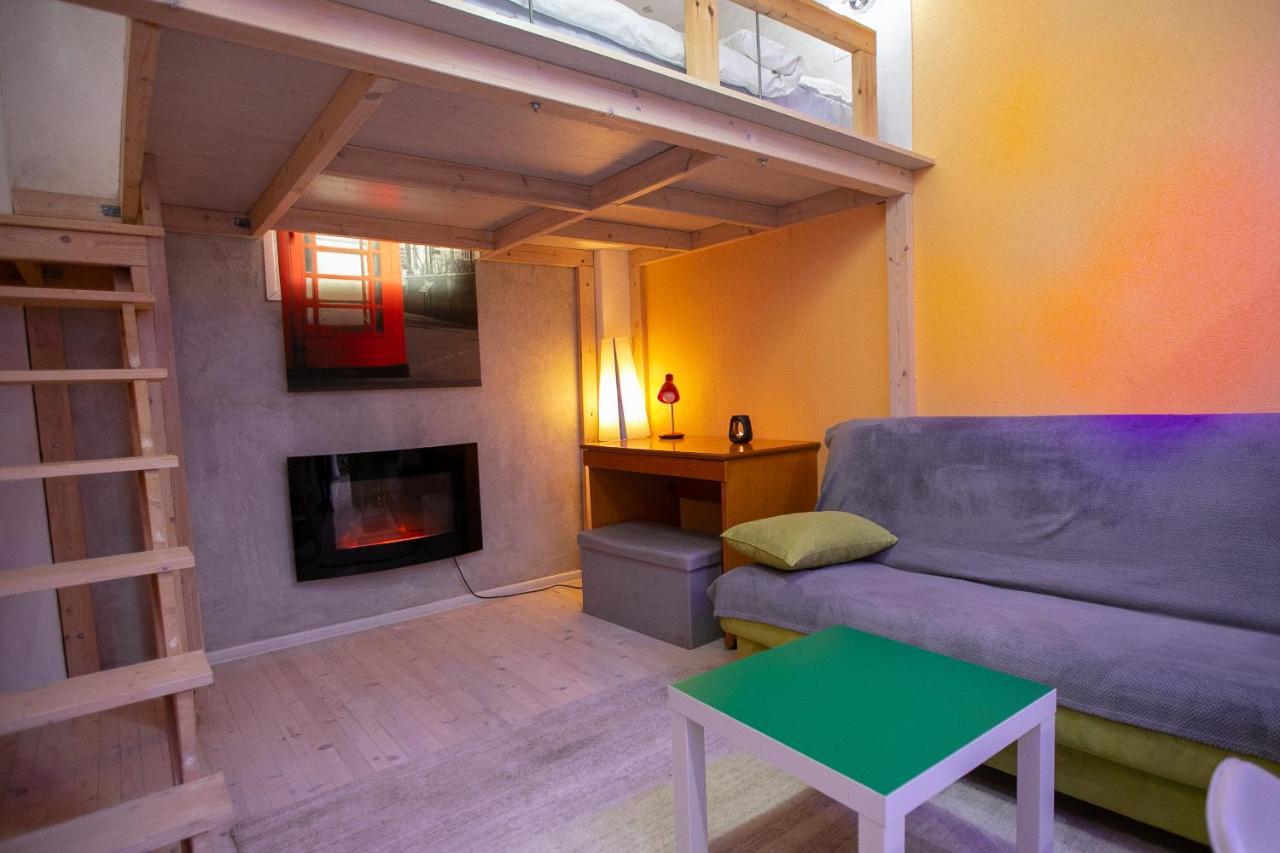 テッサロニキOrange And Blue Studio Downtown 5 Min From White Towerアパートメント エクステリア 写真