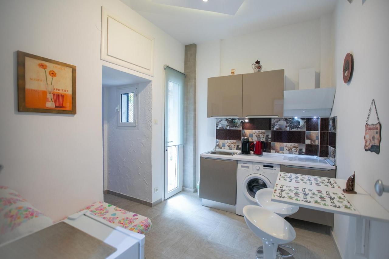 テッサロニキOrange And Blue Studio Downtown 5 Min From White Towerアパートメント エクステリア 写真