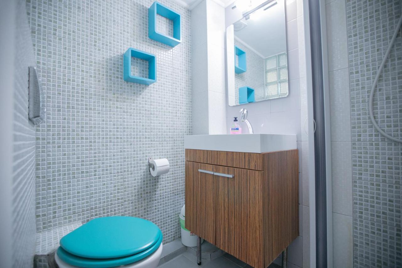 テッサロニキOrange And Blue Studio Downtown 5 Min From White Towerアパートメント エクステリア 写真